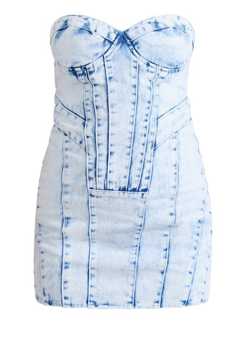 Світло-блакитна джинсова сукня з відкритою спиною PrettyLittleThing варенка