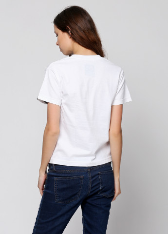Белая летняя футболка DVS