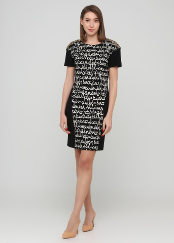 Женское демисезонное Платье футляр Angelo Marani с надписью