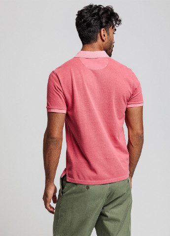 Розовая футболка-поло для мужчин Gant с логотипом