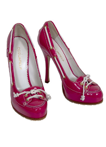 Розовые женские туфли на высоком каблуке - фото