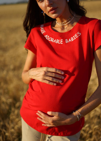 Красная летняя футболка для беременных со стильным шрифтовым принтом цвет фиеста To Be