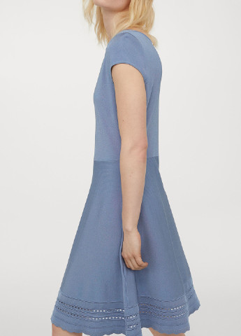 Серо-голубое кэжуал платье клеш H&M однотонное