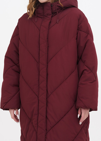 Вишневая зимняя куртка Monki