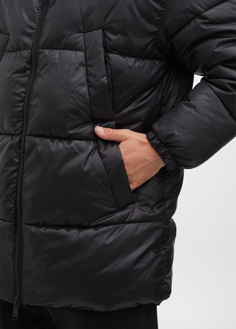 Чорна зимня куртка Weekday