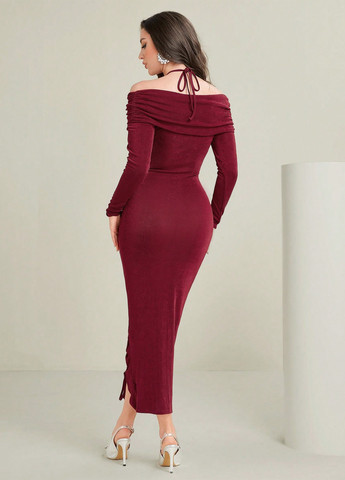 Бордова ділова, вечірня сукня силуетна, з відкритими плечима SHEIN однотонна