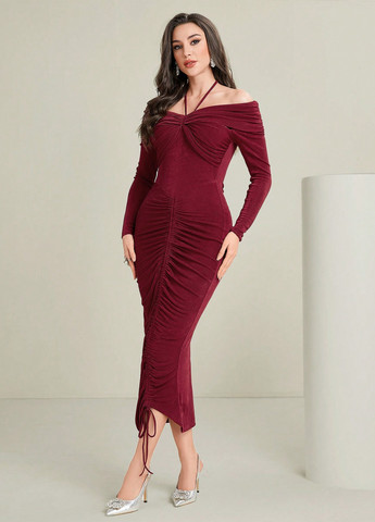 Бордова ділова, вечірня сукня силуетна, з відкритими плечима SHEIN однотонна