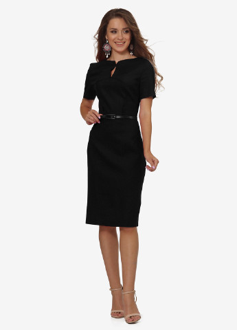 Черное деловое платье футляр Lila Kass однотонное