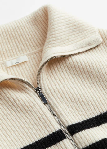 Світло-бежевий зимовий светр для вагітних H&M