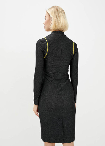 Черное кэжуал платье платье-водолазка Promin. меланжевое
