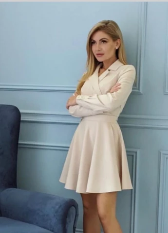 Бежева вечірня сукня а-силует, з спідницею-сонце, на запах Wiemode однотонна