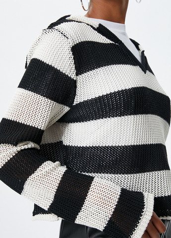 Черно-белый демисезонный свитер KOTON