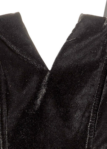 Черное коктейльное, кэжуал платье H&M однотонное