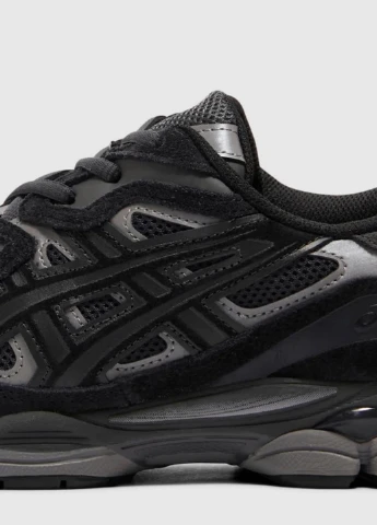 Чорні кросівки 1201a789-020 демісезон Asics Gel-Nyc Sneaker Black
