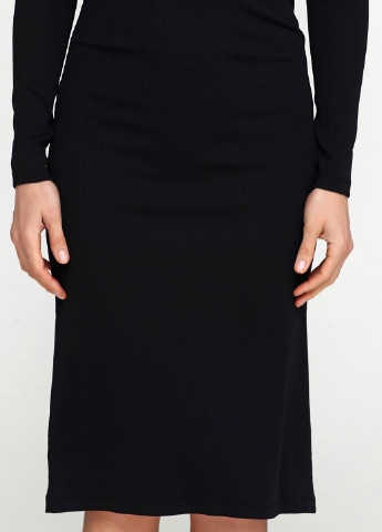 Чорна кежуал сукня міді H&M однотонна