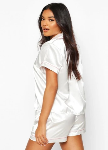 Белая всесезон пижама Boohoo