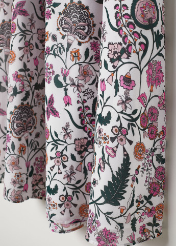 Білий кежуал сукня H&M з квітковим принтом