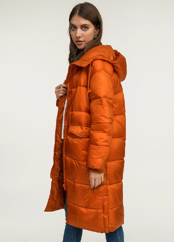 Оранжевая зимняя пальто befree