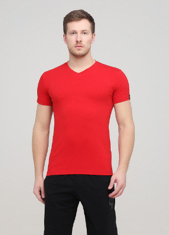 Красная футболка Only Man