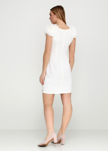 Белое коктейльное платье Fornarina однотонное