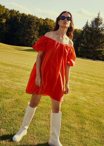Червона повсякденний сукня вільного крою з пишними рукавами Gepur однотонна