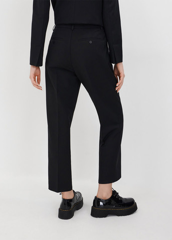 Черные кэжуал демисезонные прямые брюки Sinsay