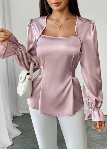 Пудровая блуза SHEIN
