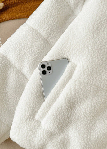 Біла зимня куртка SHEIN