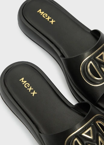 Черные шлепанцы Mexx с логотипом