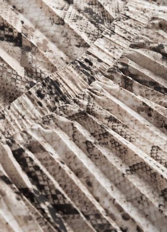 Бежевая кэжуал с анималистичным узором юбка Orsay клешированная