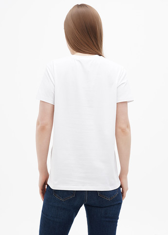Біла всесезон футболка Nora Kvittin