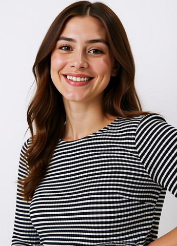 Черно-белое кэжуал платье клеш Mohito в полоску