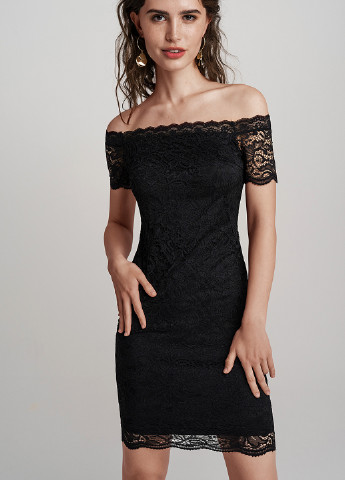 Черное коктейльное платье с открытыми плечами befree