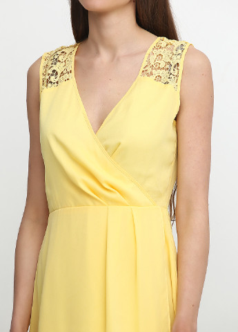 Желтое кэжуал платье Uttam Boutique однотонное