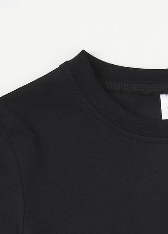 Чорна літня футболка Garnamama