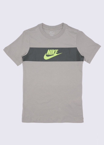 Темно-сіра демісезонна футболка Nike