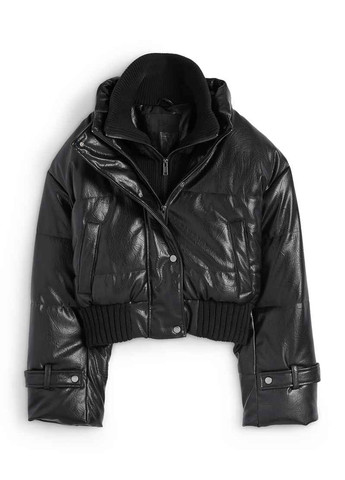 Чорна демісезонна куртка C&A