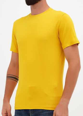 Жовта футболка Radda