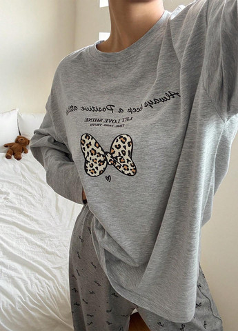 Сіра всесезон піжама (лонгслів, штани) лонгслів + брюки SHEIN