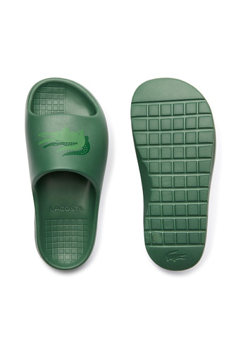 Зеленые шлепанцы Lacoste с логотипом