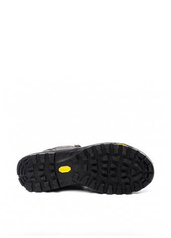 Коричневые зимние ботинки Manul