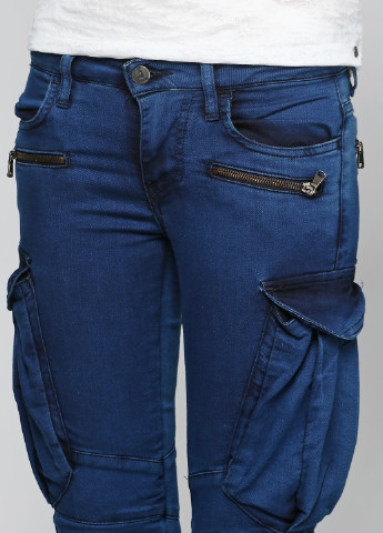 Синие джинсовые демисезонные зауженные брюки 525
