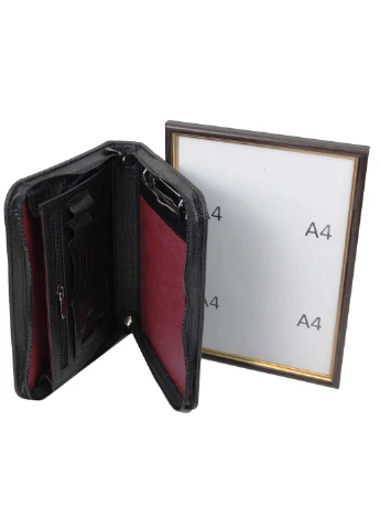 Папка з відділеннями Portfolio (251196572)