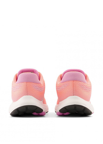 Розовые демисезонные кроссовки New Balance