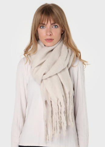 Теплый зимний шерстяной шарф с китицами (185*40см) 446001 Merlini однотонный светло-бежевый кэжуал шерсть
