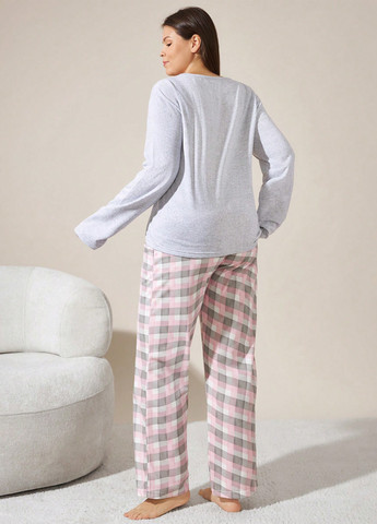 Сіра всесезон піжама (лонгслів, штани) лонгслів + брюки SHEIN