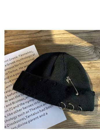 рвана WUKE з шпилькою та кільцями One size Хакі Brand шапка міні-біні (254885604)