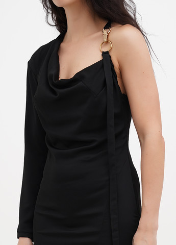 Черное вечернее платье силуэтная Vicolo однотонное