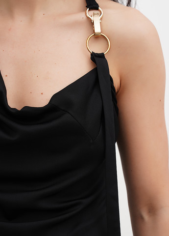 Черное вечернее платье силуэтная Vicolo однотонное