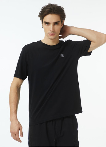 Черная футболка Loyalti